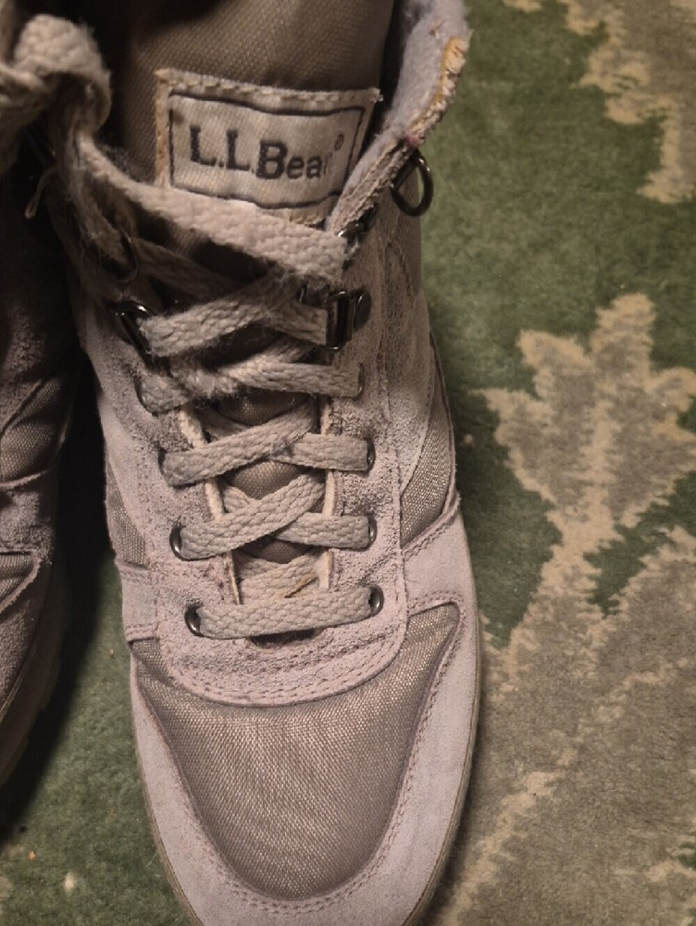 L.L. Bean Light Gray High-Top Women's Sneakers - Picture 12 of 12